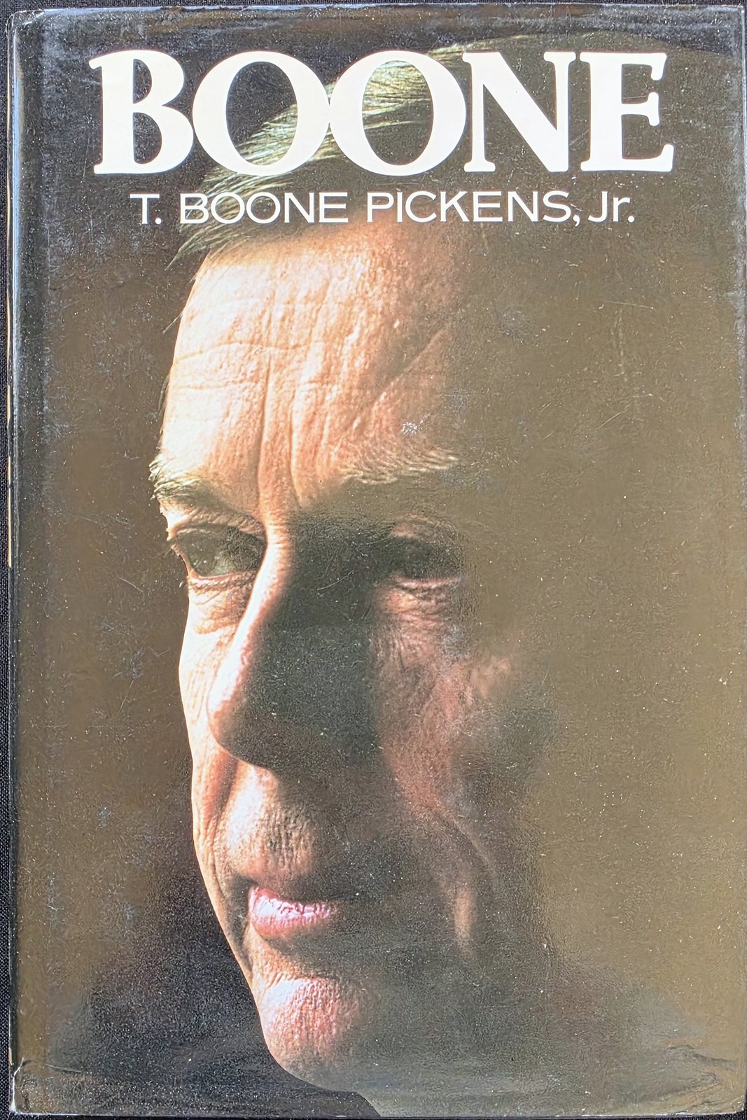 Dust jacket of Boone by T. Boone Pickens, Jr., with a close-up portrait of the author